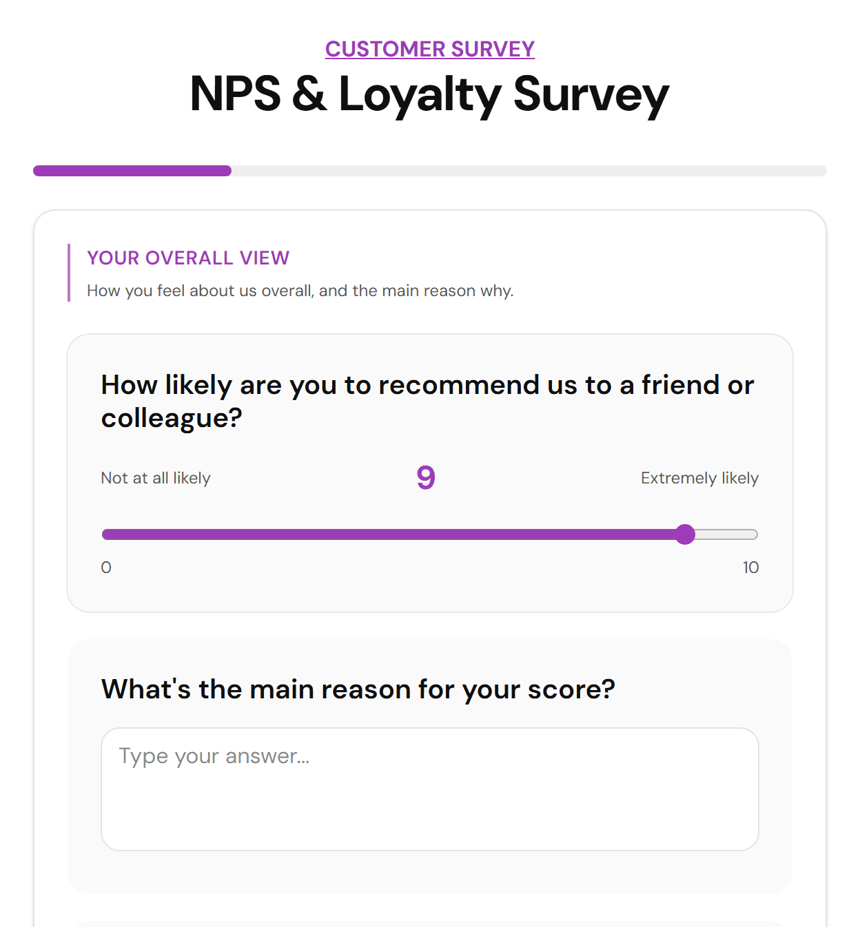 Otázka na doporučení na stupnici 0 až 10 ze šablony NPS & Loyalty Survey se zvolenou 9, která respondenta řadí mezi promotéry, a za ní otevřená otázka na hlavní důvod skóre